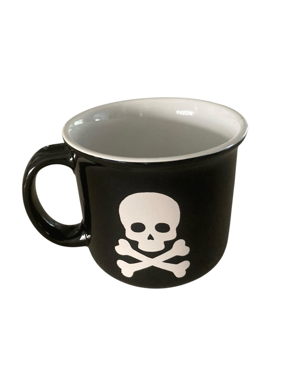 Boston Warehouse Skull and Crossbones Mug 16 oz. Black White